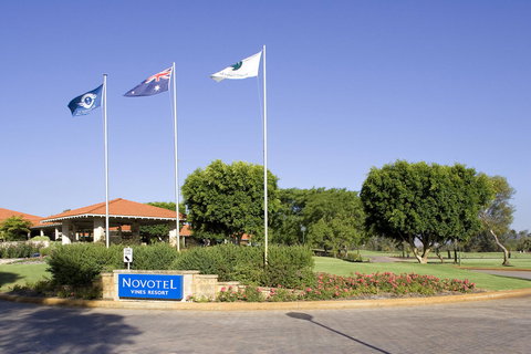Novotel Vines Resort Swan Valley - Accommodation VIC 24