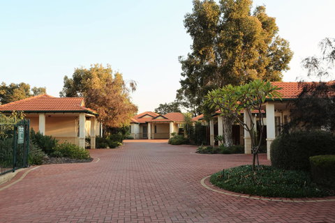 Novotel Vines Resort Swan Valley - Accommodation VIC 12