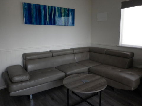 Jurien Bay Tourist Park - Accommodation VIC 23