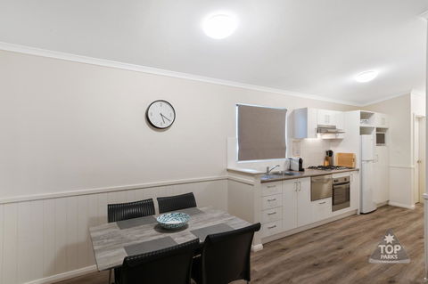 Jurien Bay Tourist Park - Accommodation VIC 10