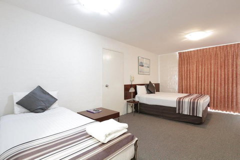 Atrium Hotel Mandurah - Accommodation VIC 1