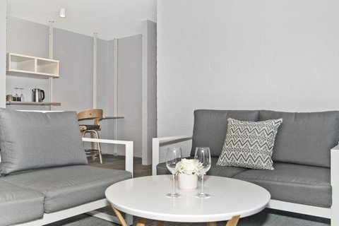 Atrium Hotel Mandurah - Accommodation VIC 22