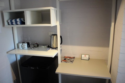 Atrium Hotel Mandurah - Accommodation VIC 9