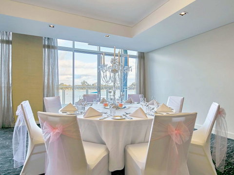 The Sebel Mandurah - Accommodation VIC 25
