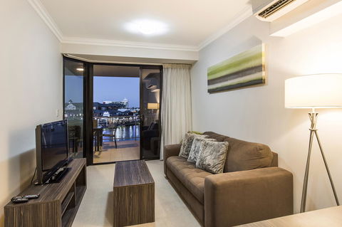 Dolphin Quay Apartments - Accommodation VIC 20
