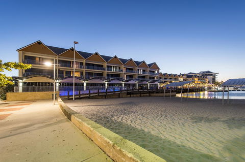 Dolphin Quay Apartments - Accommodation VIC 0