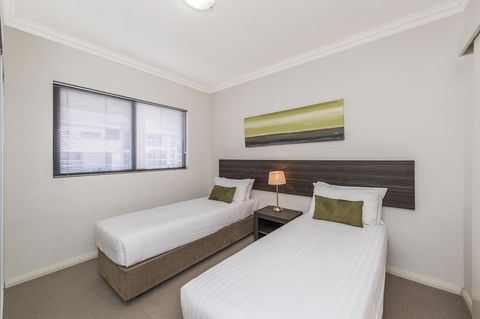 Dolphin Quay Apartments - Accommodation VIC 39