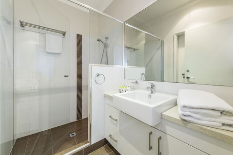 Dolphin Quay Apartments - Accommodation VIC 42