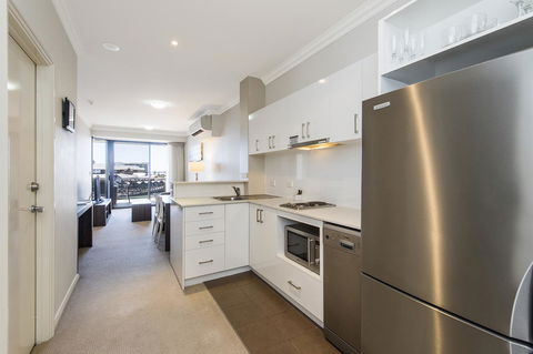 Dolphin Quay Apartments - Accommodation VIC 34