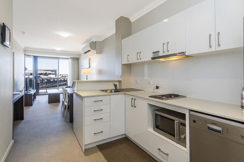Dolphin Quay Apartments - Accommodation VIC 35