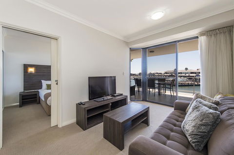 Dolphin Quay Apartments - Accommodation VIC 31