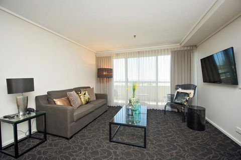 Best Western Plus Hotel Lord Forrest - Accommodation VIC 11