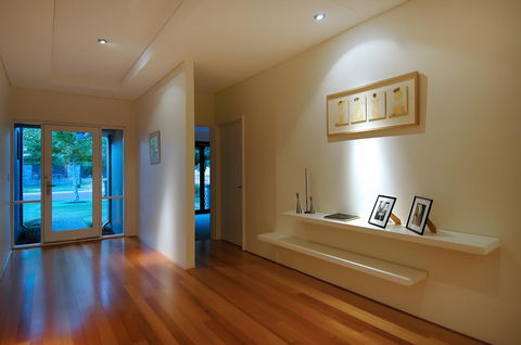 THE SANCTUARY LUXURY HOLIDAY HOME - Accommodation VIC 12