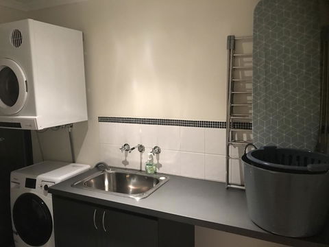THE SANCTUARY LUXURY HOLIDAY HOME - Accommodation VIC 29