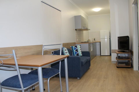 Mandurah Ocean Marina Chalets - Accommodation VIC 6