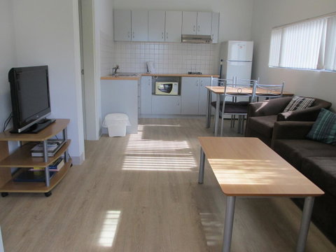 Mandurah Ocean Marina Chalets - Accommodation VIC 39