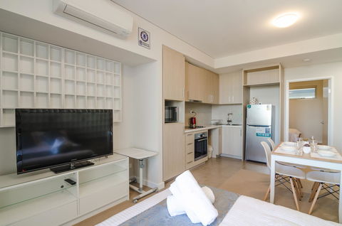 Boutique Carousel Apartment - Accommodation VIC 3