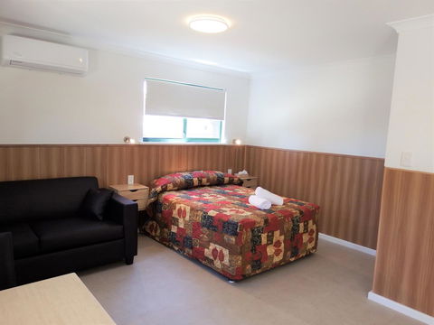 Australind Tourist Park - Accommodation VIC 6