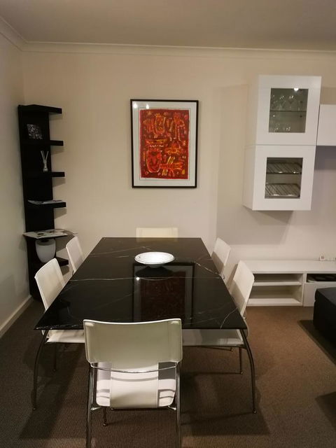 Superb 2 BR East Perth Apartment Location Comfort Space 1 - Accommodation VIC 7