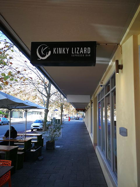Superb 2 BR East Perth Apartment Location Comfort Space 1 - Accommodation VIC 14