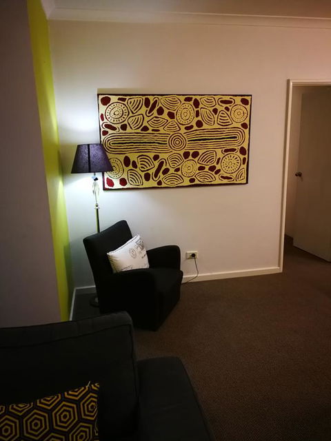 Superb 2 BR East Perth Apartment Location Comfort Space 1 - Accommodation VIC 9