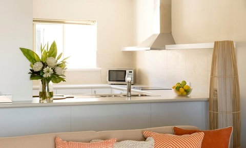 The Marina Hotel - Mindarie - Accommodation VIC 19