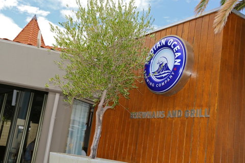 The Marina Hotel - Mindarie - Accommodation VIC 17