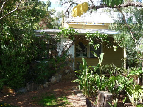 Black Cockatoo Lodge - Accommodation VIC 26