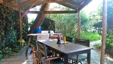 Black Cockatoo Lodge - Accommodation VIC 14