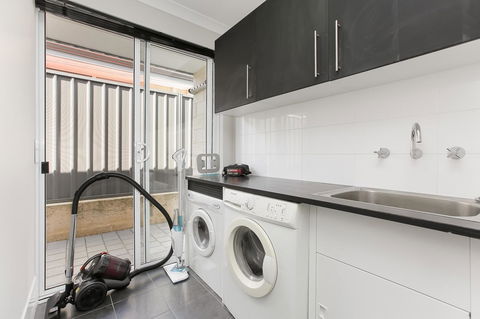Perth Comfy Stays - Accommodation VIC 24