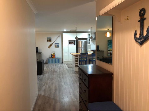 Halls Head Beach House - Accommodation VIC 2
