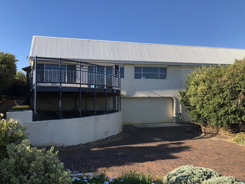 Halls Head Beach House - Accommodation VIC 1