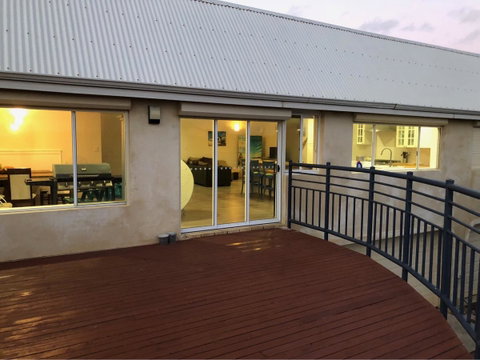 Halls Head Beach House - Accommodation VIC 11
