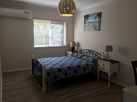 Halls Head Beach House - Accommodation VIC 8