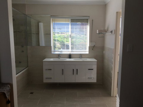 Halls Head Beach House - Accommodation VIC 7