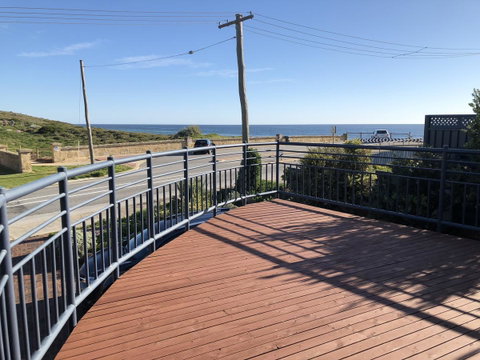 Halls Head Beach House - Accommodation VIC 0