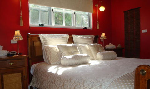 Lanterns Retreats - Accommodation VIC 0