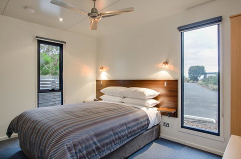 Swansea Beach Chalets - Accommodation VIC 14