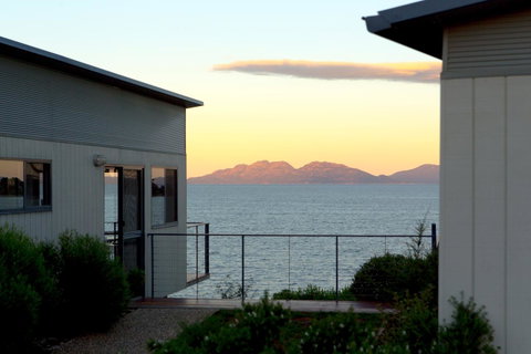 Swansea Beach Chalets - Accommodation VIC 2