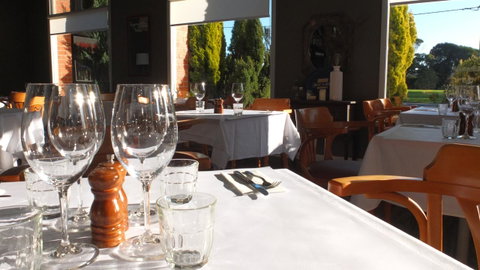Comfort Inn Devonport - Accommodation VIC 17