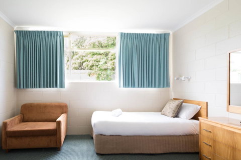 Comfort Inn Devonport - Accommodation VIC 19