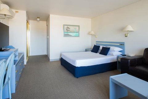 Comfort Inn Devonport - Accommodation VIC 44