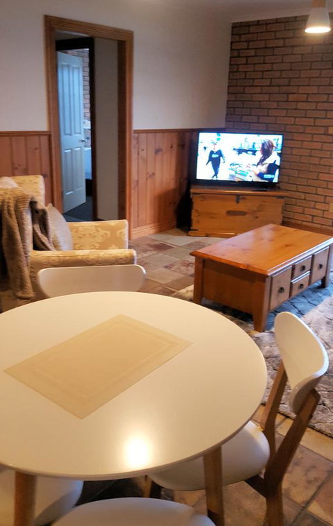 Stanley Village Waterfront Accommodation - Accommodation VIC 4
