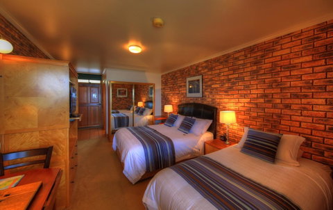 Stanley Village Waterfront Accommodation - Accommodation VIC 23