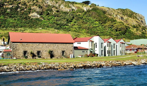 Stanley Village Waterfront Accommodation - Accommodation VIC 12