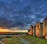 Stanley Village Waterfront Accommodation - Accommodation VIC