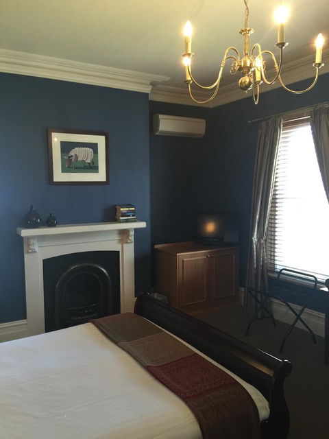 Clydesdale Manor - Accommodation VIC 16