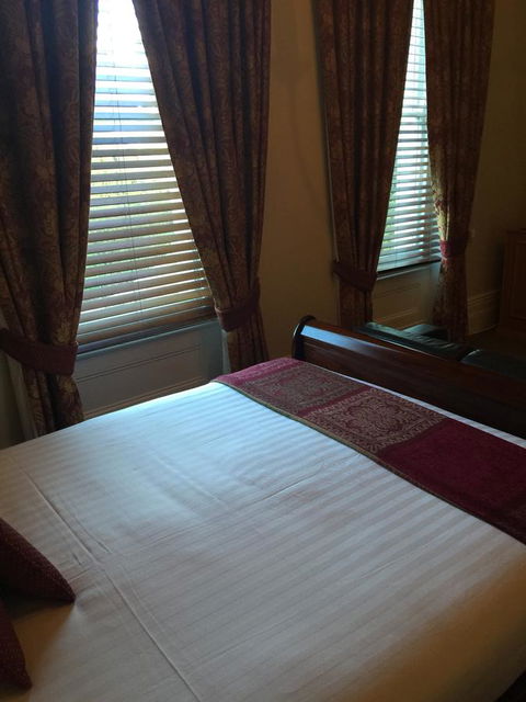 Clydesdale Manor - Accommodation VIC 10
