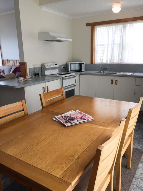 Stanley Hotel & Apartments - Accommodation VIC 20