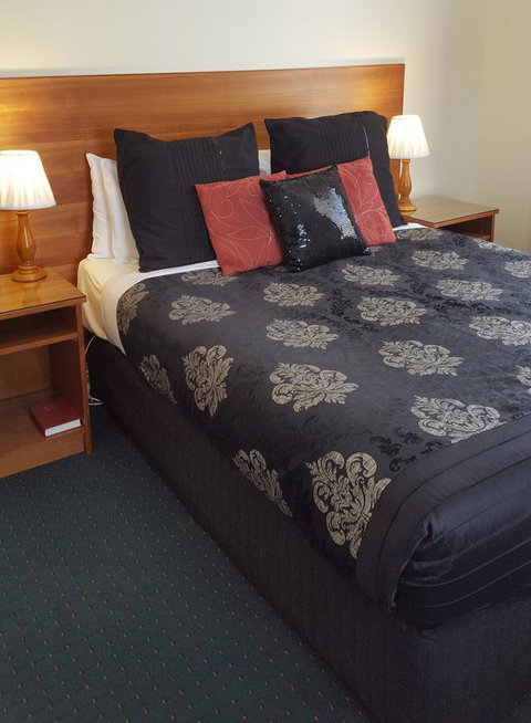 Stanley Hotel & Apartments - Accommodation VIC 38